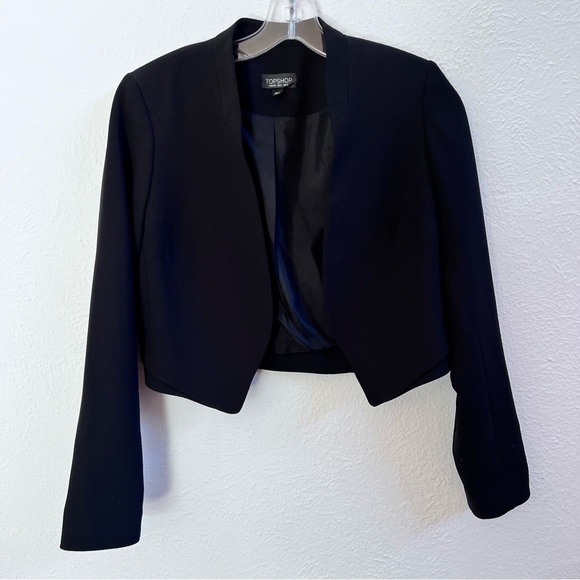 Topshop black crepe crop open blazer - Picture 2 of 8
